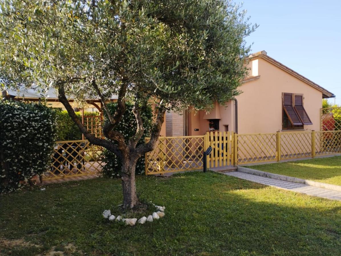 Vila Melody House - Dependance Castel del Bosco  Exteriér fotografie