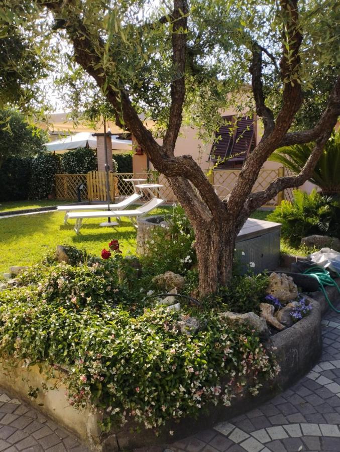 Vila Melody House - Dependance Castel del Bosco  Exteriér fotografie